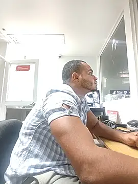 SanChacal5694 online show from 06-17-26, 10:08