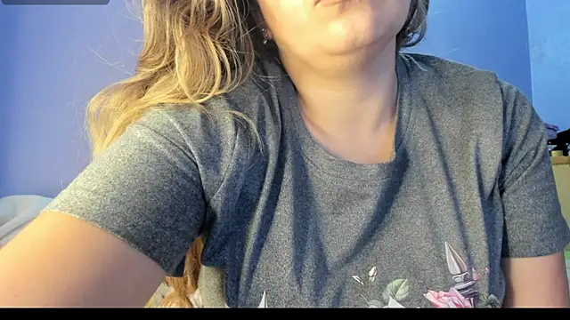 Snapshot of Noortaheri88 chatting on 11-02-25, 03:55 Noortaheri88 online show from 11-02-25, 03:55