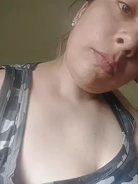 Snapshot of Noortaheri88 chatting on 10-19-25, 04:32 Noortaheri88 online show from 10-19-25, 04:32