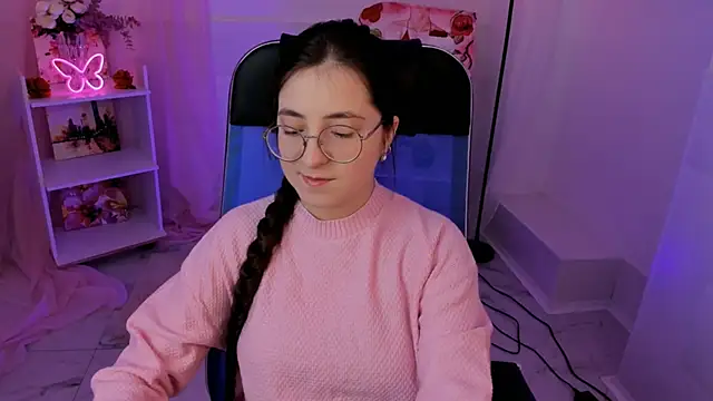 VirtuallVoyant online show from 11-09-25, 03:54