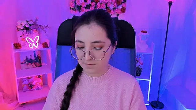 VirtuallVoyant online show from 10-16-25, 07:16