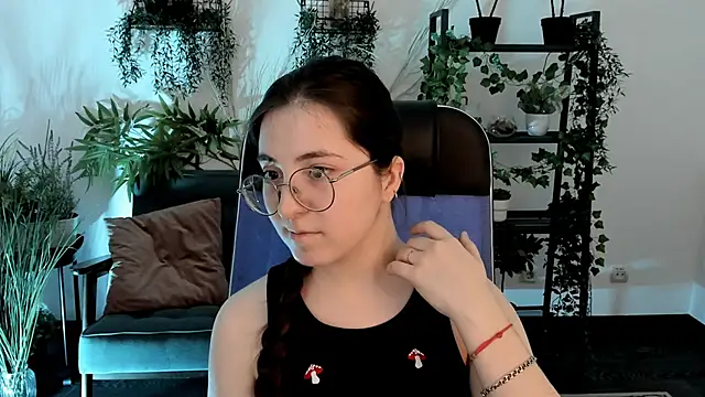 VirtuallVoyant online show from 12-02-25, 05:42