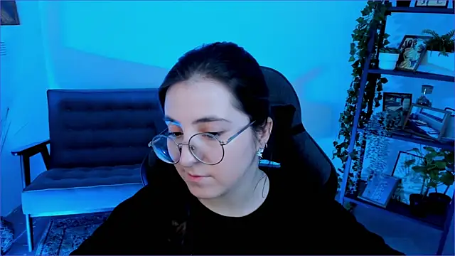 VirtuallVoyant online show from 10-06-25, 07:20