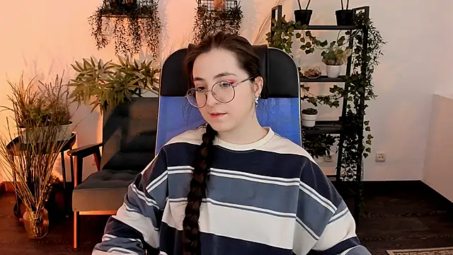 VirtuallVoyant online show from 12-03-25, 08:14