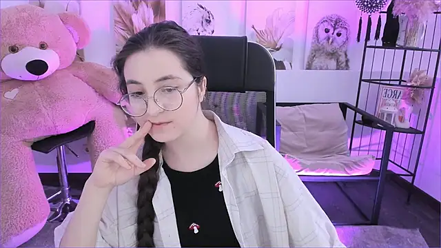 VirtuallVoyant online show from 12-18-25, 07:13