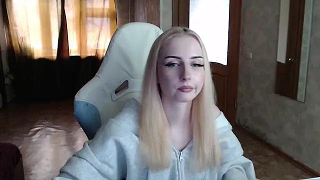 Cutti Crystal online show from 04-14-26, 12:21