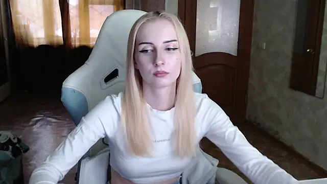 Cutti Crystal online show from 04-21-26, 11:55