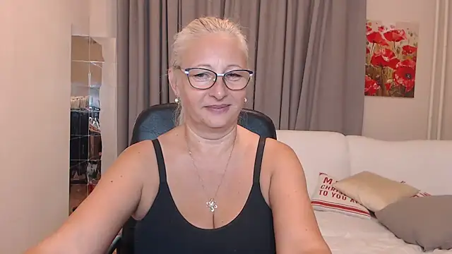 Snapshot of ValeriaSharm chatting on 09-14-25, 03:01 ValeriaSharm online show from 09-14-25, 03:01