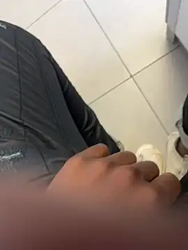 kamo012000 online show from 03-07-26, 08:43