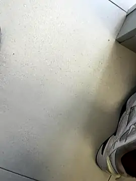 kamo012000 online show from 11-18-25, 10:40