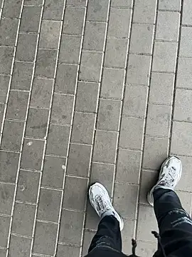 kamo012000 online show from 01-12-26, 12:34