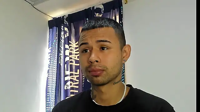  Logan Colton  online show from 11-20-25, 05:57