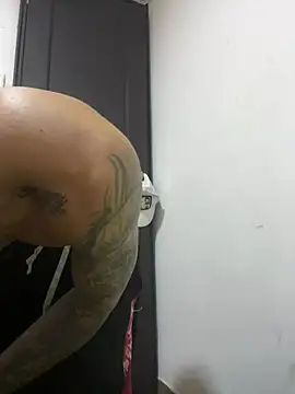  Logan Colton  online show from 03-08-26, 08:45