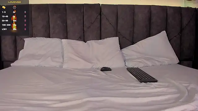 Sophie Smith19  online show from 11-27-25, 02:50