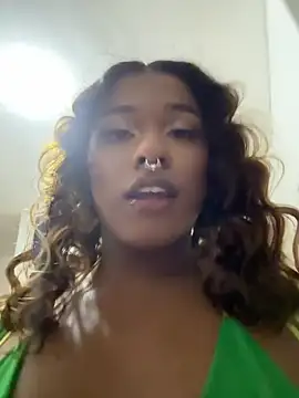 Snapshot of cam11_07 chatting on 05-30-26, 12:28 cam11 07 online show from 05-30-26, 12:28