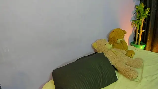 cam11 07 online show from 11-14-25, 03:32