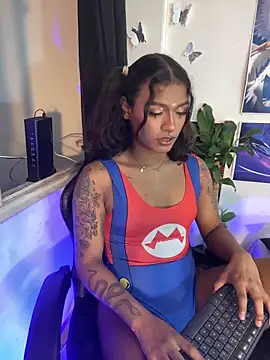 cam11 07 online show from 10-31-25, 11:00