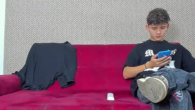 willy sexxx18 online show from 02-25-26, 07:47