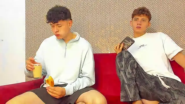 willy sexxx18 online show from 02-11-26, 01:55