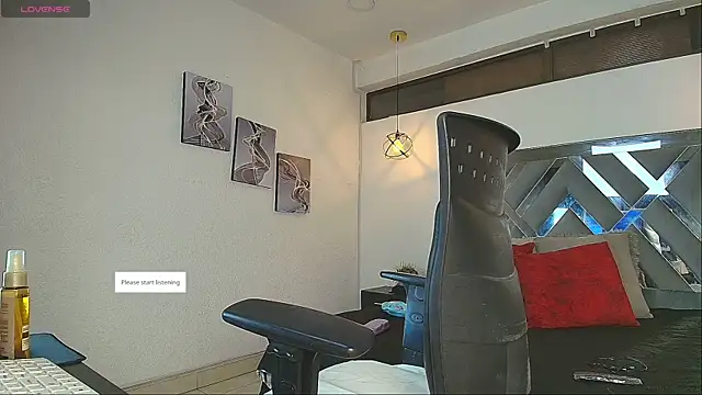 Rossi ss1 online show from 11-25-25, 04:02