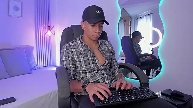 j deex online show from 10-16-25, 03:09