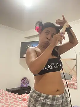 MarianaaSantos online show from 04-07-26, 05:26