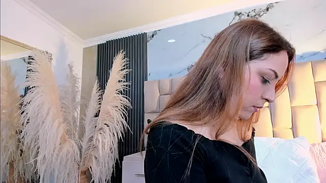 Snapshot of cloesummerr_ chatting on 06-10-26, 01:01 cloesummerr online show from 06-10-26, 01:01