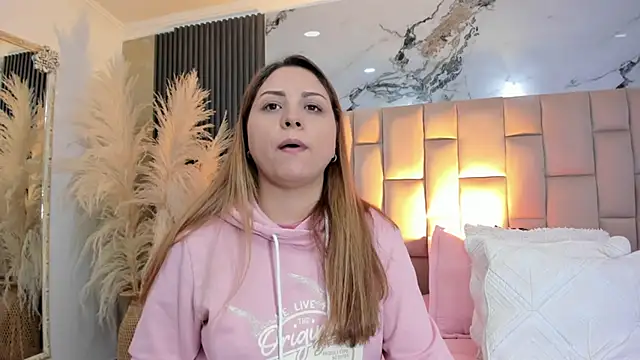 cloesummerr  online show from 03-11-26, 01:38