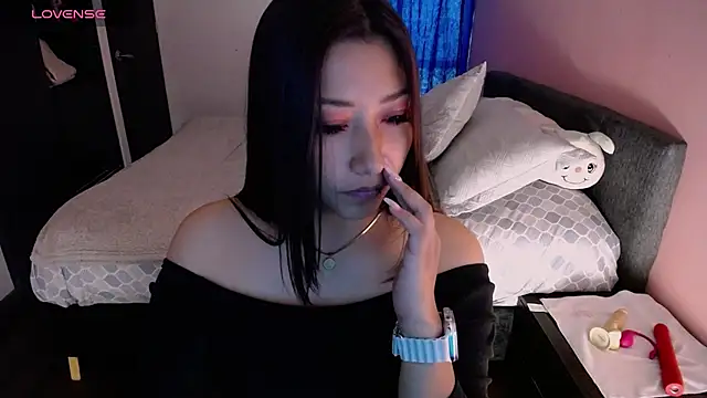 Snapshot of Mia_1120 chatting on 04-28-26, 04:55 Mia 1120 online show from 04-28-26, 04:55
