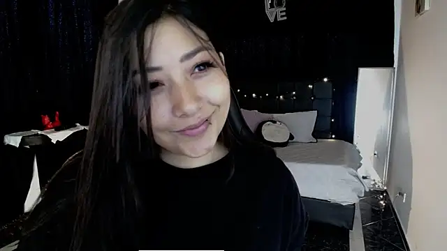 Mia 1120 online show from 09-10-25, 04:39