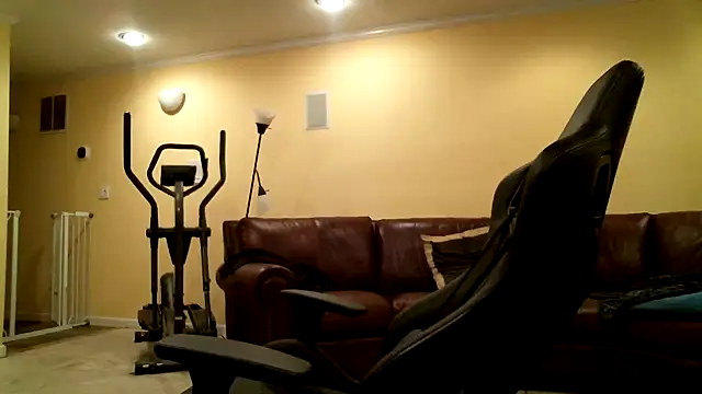 james421   online show from 06-07-26, 03:56