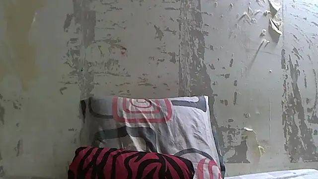 Snapshot of Mercy_Browny chatting on 10-18-25, 12:23 Mercy Browny online show from 10-18-25, 12:23