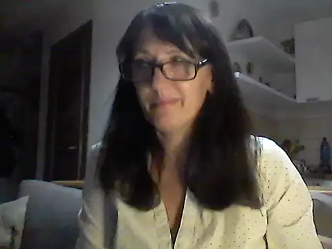 Snapshot of Elena48324 chatting on 10-07-25, 05:58 Elena48324 online show from 10-07-25, 05:58