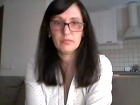Snapshot of Elena48324 chatting on 04-27-26, 05:22 Elena48324 online show from 04-27-26, 05:22