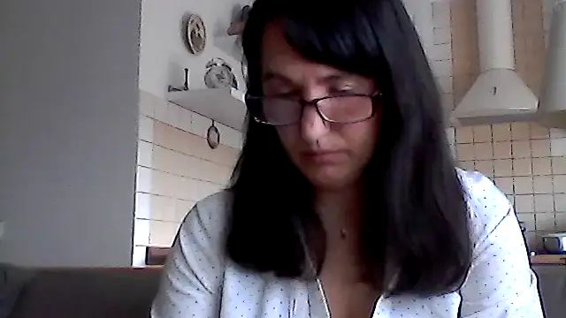 Snapshot of Elena48324 chatting on 04-26-26, 12:02 Elena48324 online show from 04-26-26, 12:02