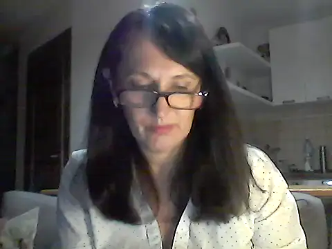 Elena48324 online show from 10-27-25, 06:31