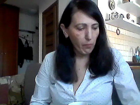 Elena48324 online show from 04-04-26, 11:06