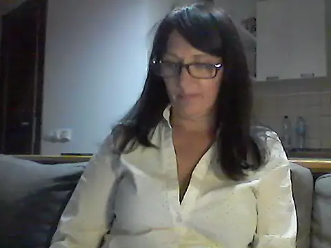Snapshot of Elena48324 chatting on 10-02-25, 04:54 Elena48324 online show from 10-02-25, 04:54