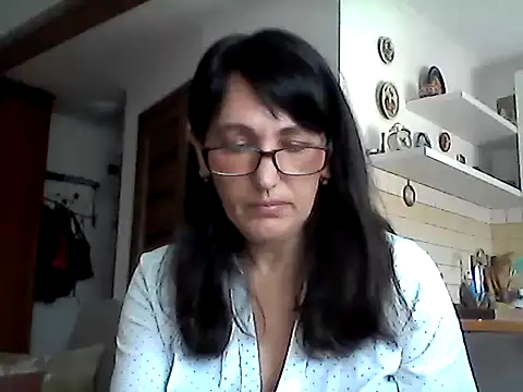 Snapshot of Elena48324 chatting on 05-14-26, 10:23 Elena48324 online show from 05-14-26, 10:23