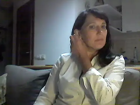 Snapshot of Elena48324 chatting on 09-30-25, 05:19 Elena48324 online show from 09-30-25, 05:19