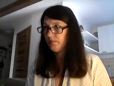 Snapshot of Elena48324 chatting on 09-23-25, 10:11 Elena48324 online show from 09-23-25, 10:11