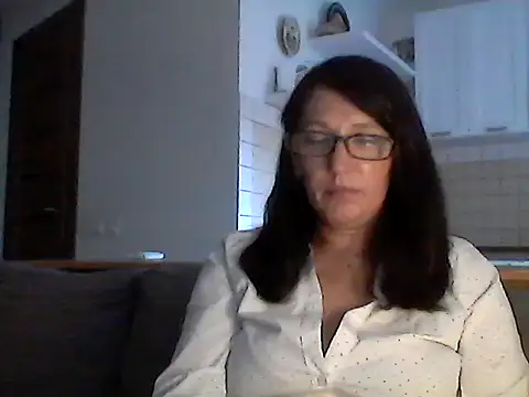 Snapshot of Elena48324 chatting on 09-26-25, 11:17 Elena48324 online show from 09-26-25, 11:17