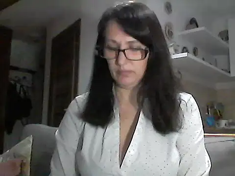 Elena48324 online show from 04-08-26, 05:14