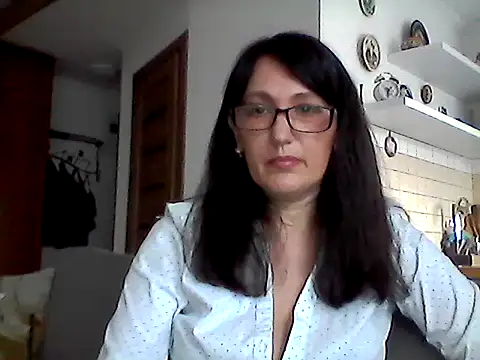 Snapshot of Elena48324 chatting on 05-12-26, 10:32 Elena48324 online show from 05-12-26, 10:32