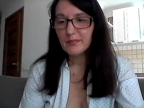 Snapshot of Elena48324 chatting on 05-22-26, 09:51 Elena48324 online show from 05-22-26, 09:51