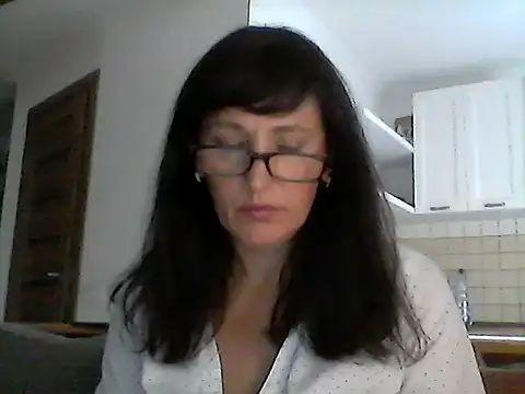 Snapshot of Elena48324 chatting on 09-19-25, 10:30 Elena48324 online show from 09-19-25, 10:30