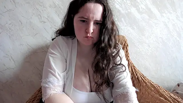 Snapshot of alice_allens chatting on 05-29-26, 05:35 alice allens online show from 05-29-26, 05:35