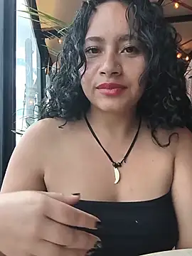 Yaya watson online show from 07-10-26, 07:25
