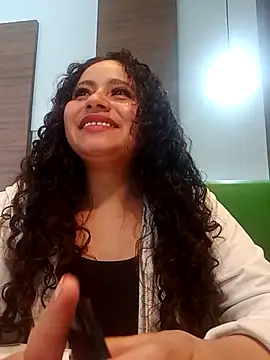 Yaya watson online show from 10-07-25, 08:21