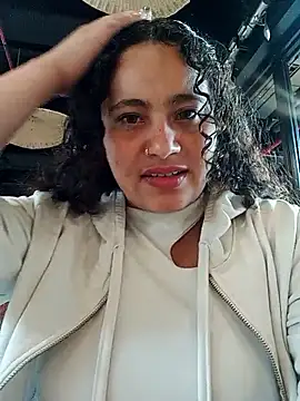 Yaya watson online show from 10-28-25, 06:40